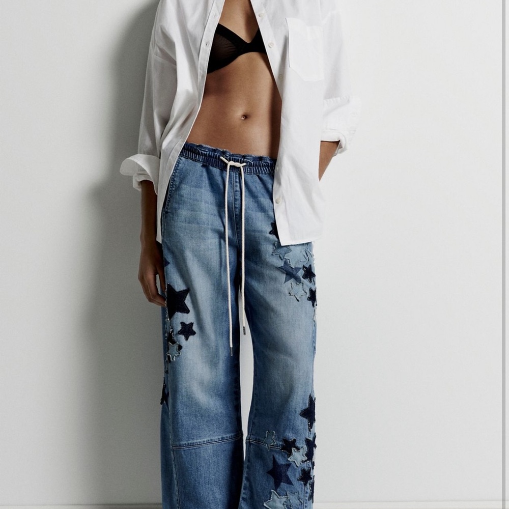 Pilcro Denim Star-Patterned Flare Jeans - Picture 2 of 8